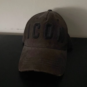 Dsquared2 keps - Dsquared2 keps