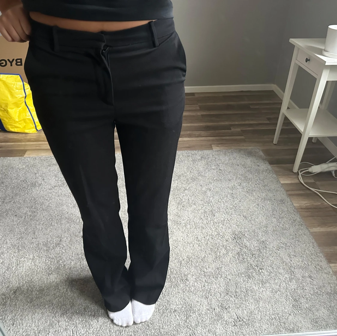 Svarta kostymbyxor från Lindex - 91