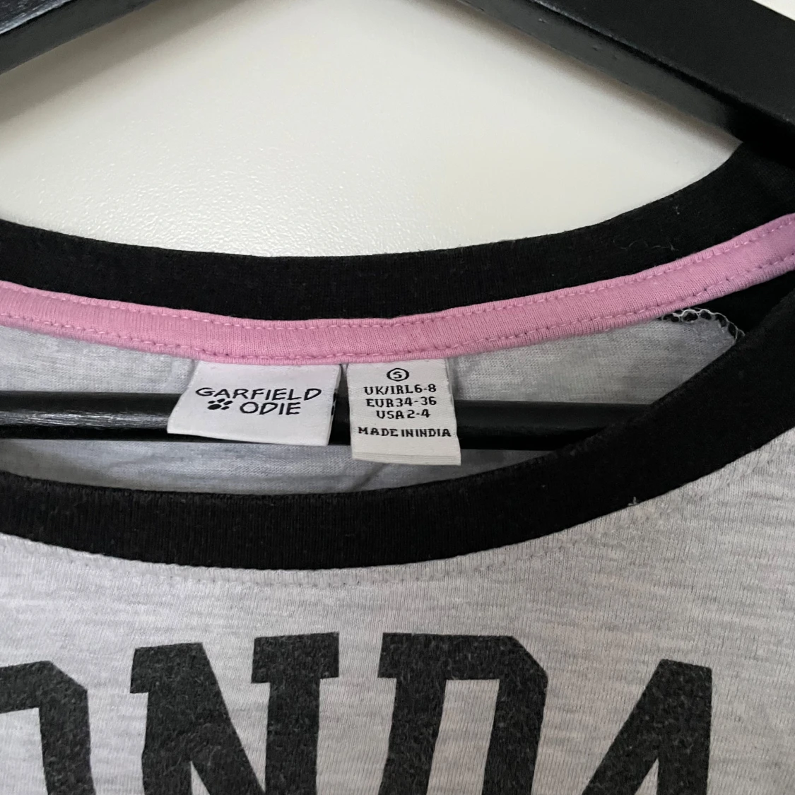 Grå och svart Garfield-tröja med trekvartsärm - 90