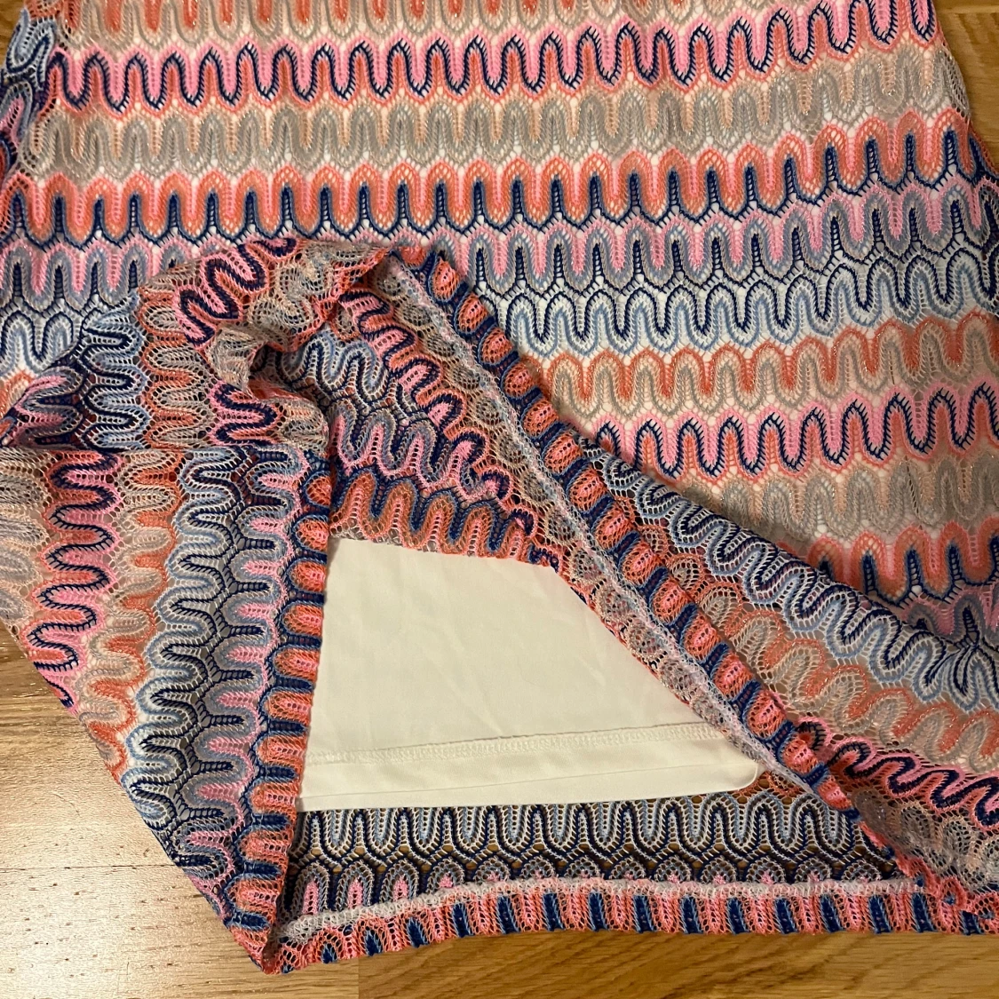 Cool färgglad klänning - 92