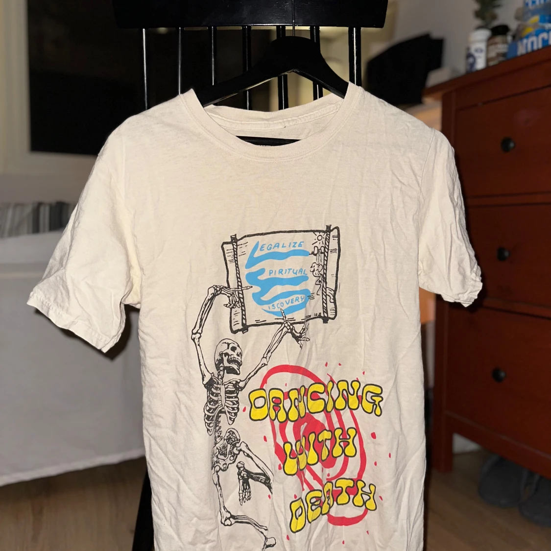 T-Shirt med tryck från Urban Outfitters - 90