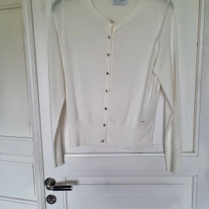 Kofta - Ny kofta, aldrig använd