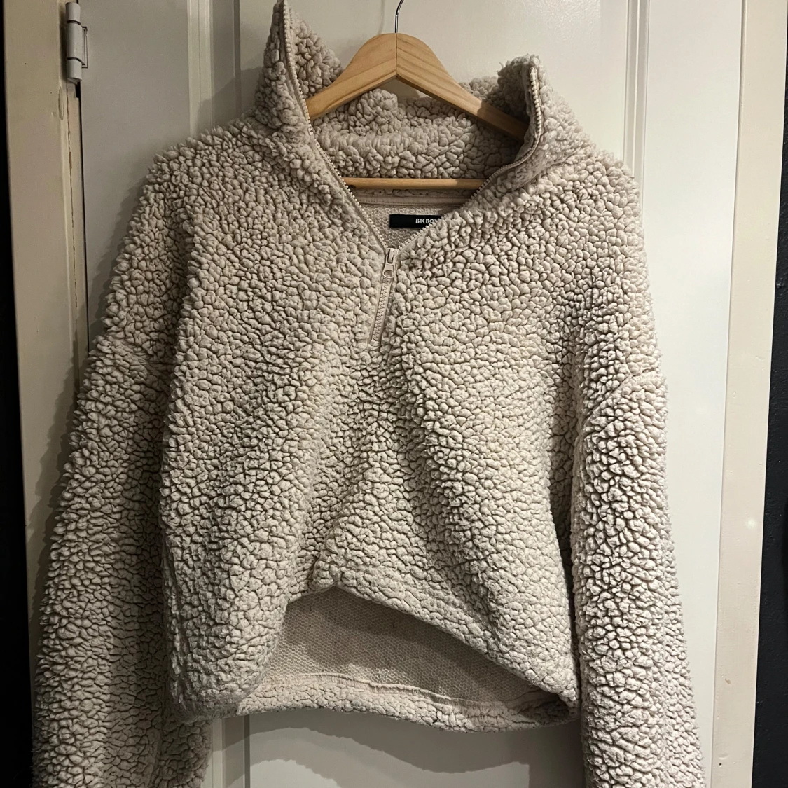 Beige teddy kofta från Bik Bok