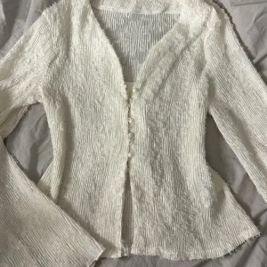 Vit blus - Vit blus, oanvänd