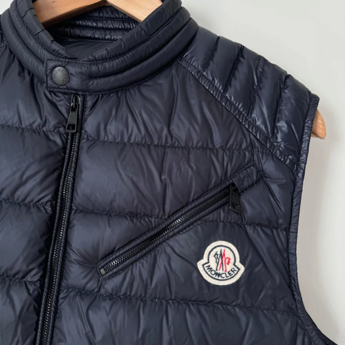 Moncler väst - 90