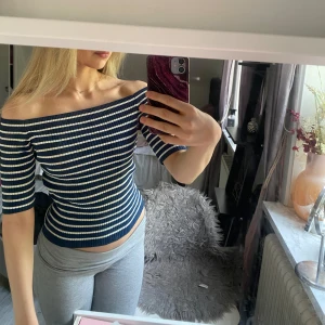 Ribbad tröja zara  - Oanvänd 