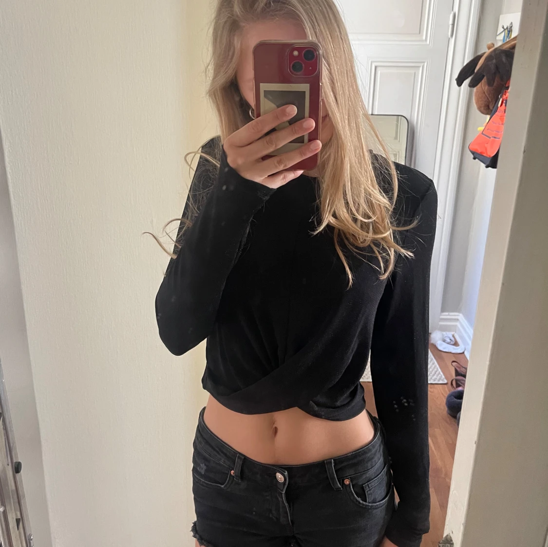 Helt ny glittrig svart festtröja