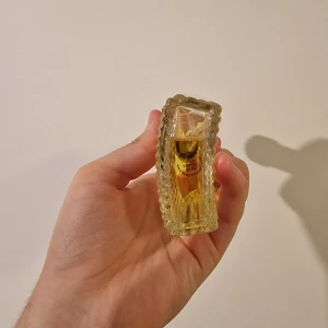 Parfym från U.K - Parfym perfekt doft för höst och jul 