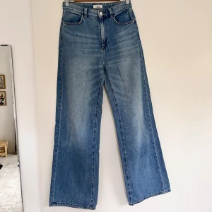 Wideleg jeans - Wideleg jeans från Lindex.