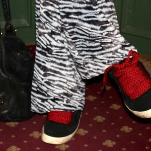 Skosnören - Säljer dessa skit coola röda skosnören har aldrig använt dem