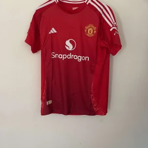 Manchester United Hemma 24/25  - Man United Hemma 24/25