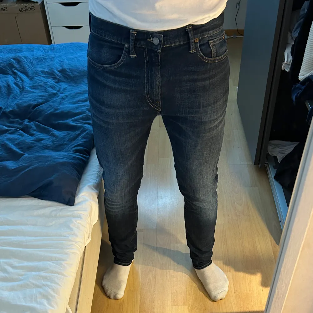 | Riktigt feta Ralph Lauren jeans i toppskick | | Modellen är 187 cm, 83 kg. Måtten finns | | Nypris ligger på 2400kr på Care Of Carl | | Vid ytterligare intresse - Skriv i Dm | | 🤝⭐️|. Jeans & Byxor.