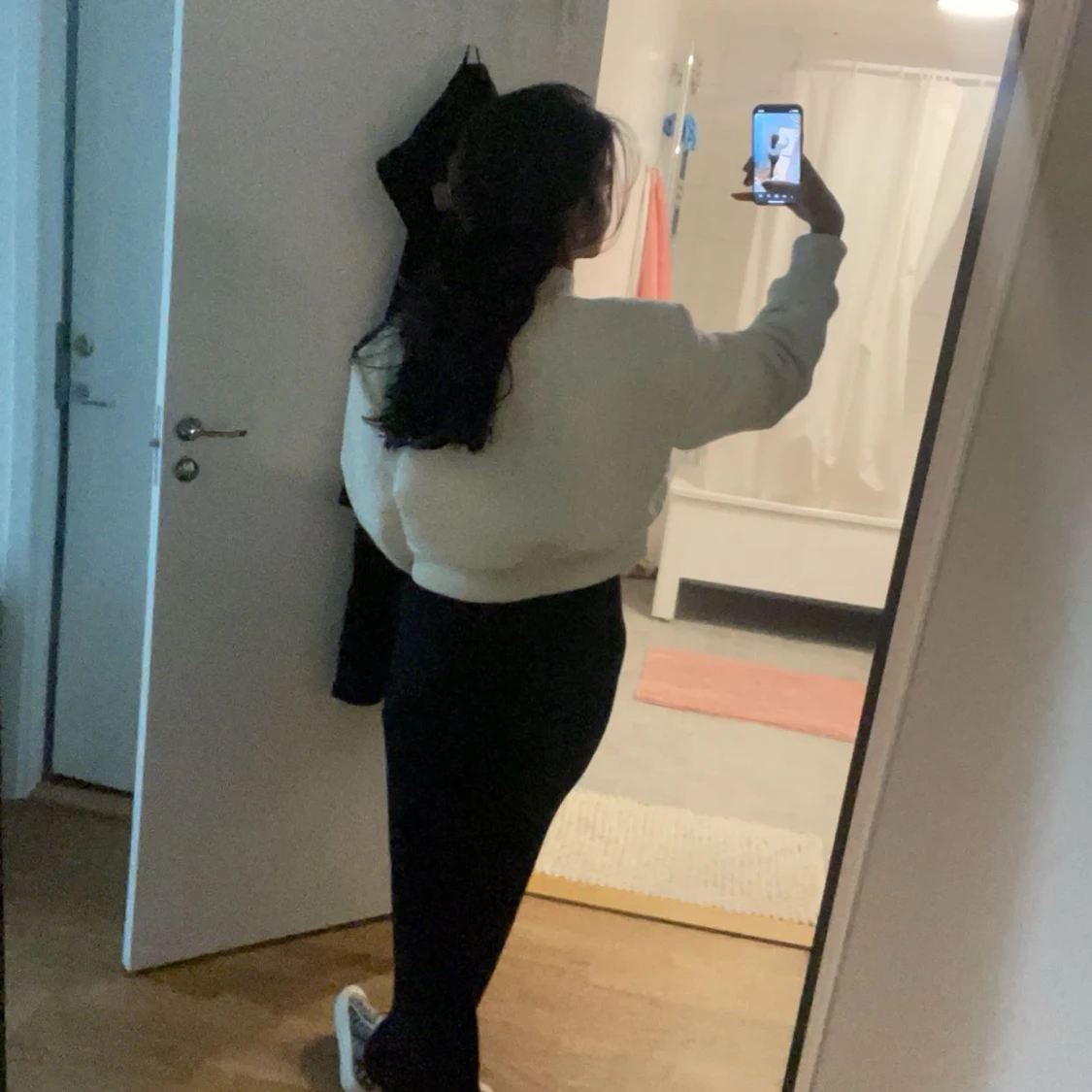 Vit jacka med knappar - 91