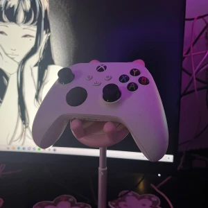 Xbox kontroll - Säljer för den används aldrig