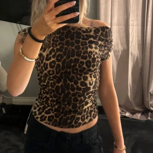 Leopard topp - Perfekt till fest och vardags❤️