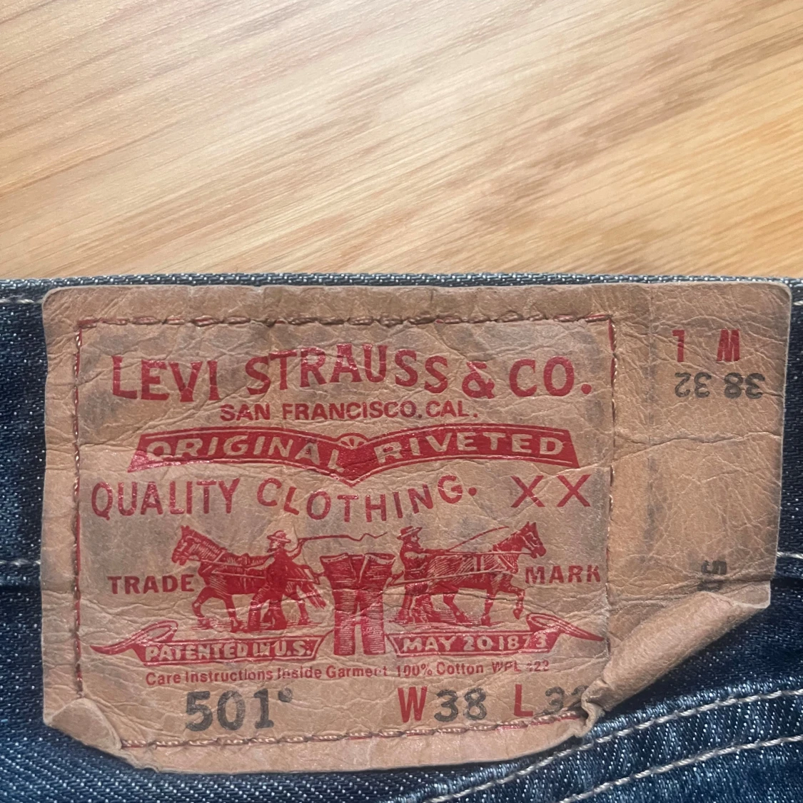 Levis jeans w38 L32 - 90