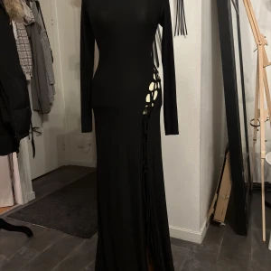 Maxiklänning - Aldrig använd. Storlek S.