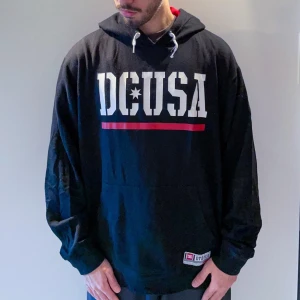 Dyrdek DC Shoes Hoodie - Unik Dyrdek DC Shoes hoodie i ny skick.