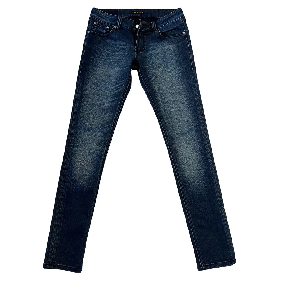 Nudie jeans med riktigt snygg tvätt. Storlek 29/32. Bra skick!. Jeans & Byxor.