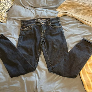 Jacob Cohen jeans  - Riktigt sköna jeans storlek 28