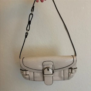 Vintage väska  - Väska som ser vintage ut, helt oanvänd!