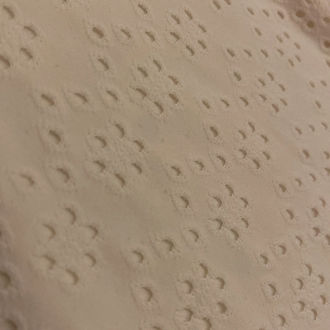 Tight Vit/beige söt topp från Kappahl!💕 storlek 146-152/XXS - 93