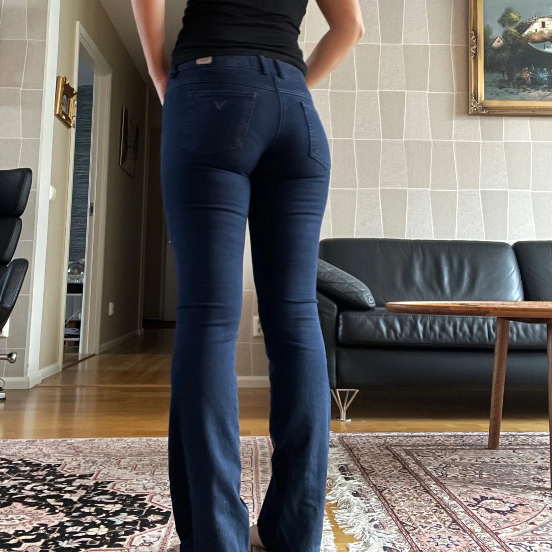 Mörkblå bootcut jeans från guess - 90