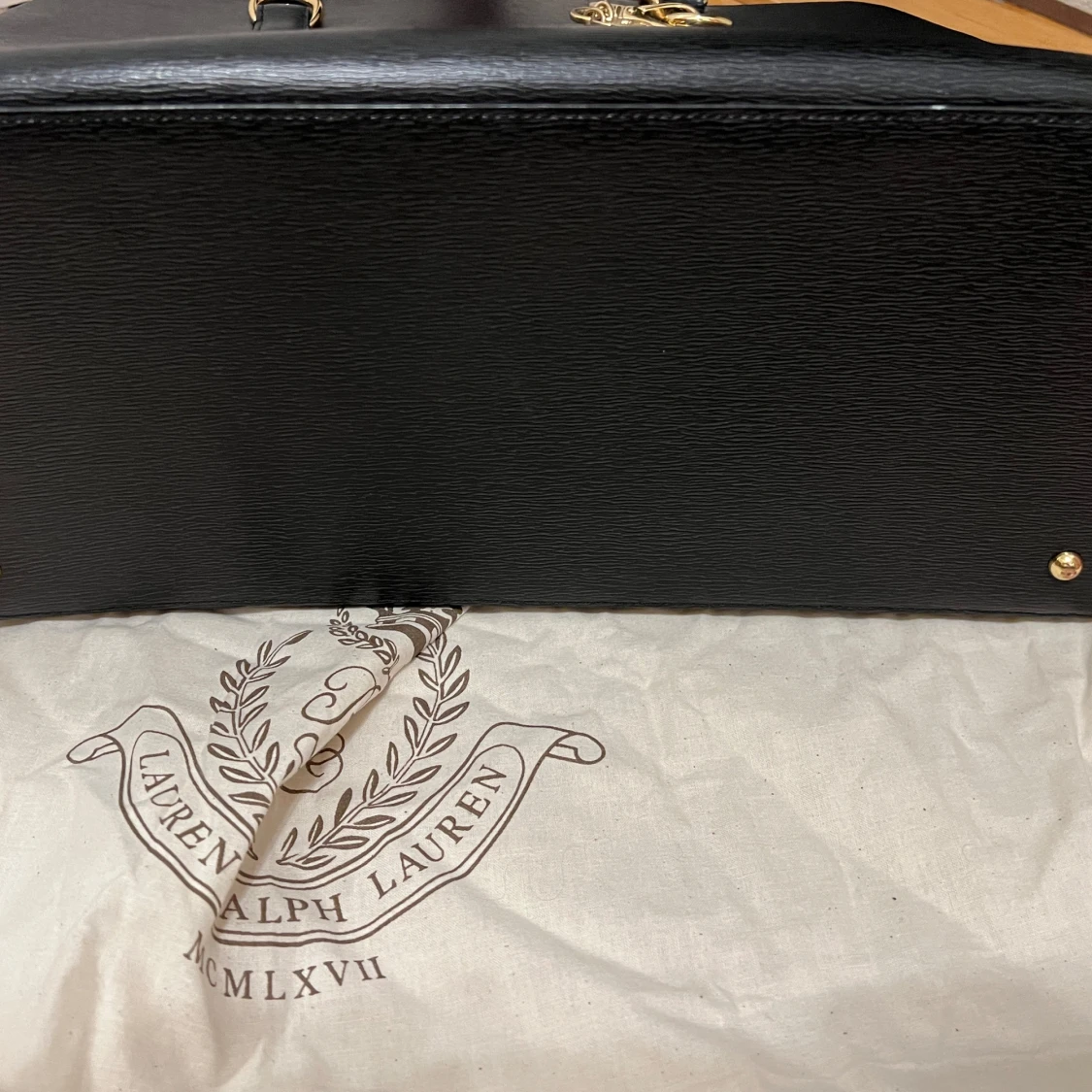 Svart axelväska från Lauren Ralph Lauren - 93