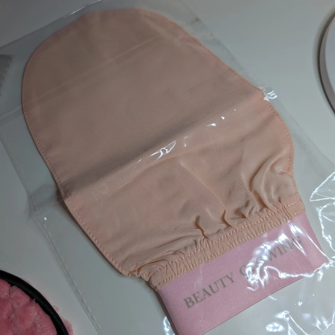 3-i-1 Silkeskrubbhandske – Skonsam Exfoliering för Ansikte & Kropp, Helt Ny - 4