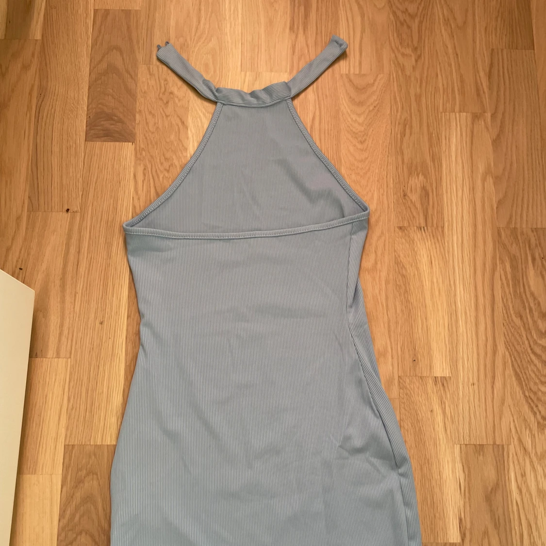 Ljusblå ribbad klänning - 2