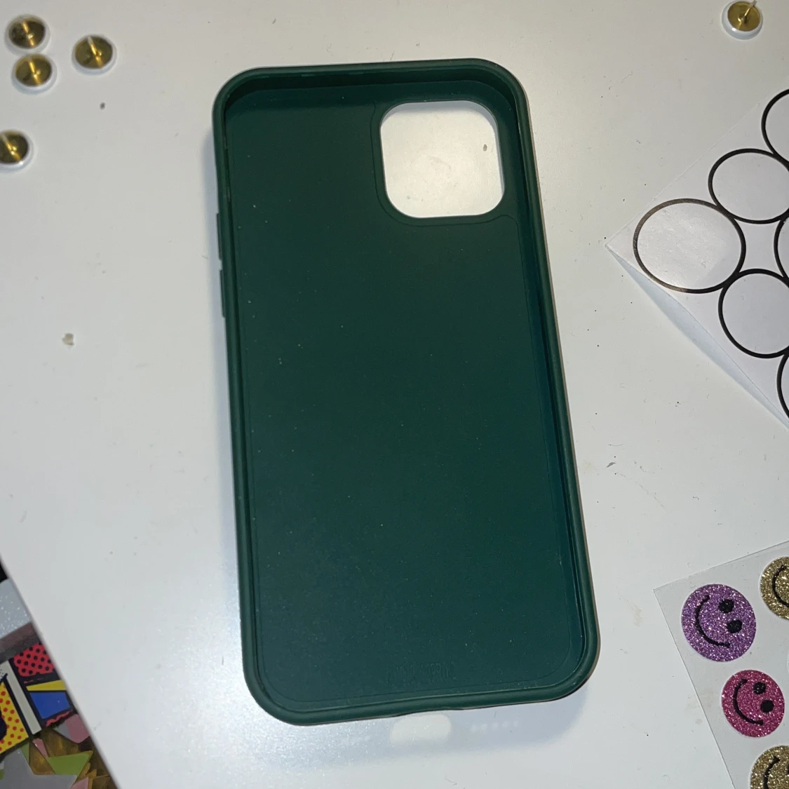 Grönt iPhone 12 skal - 1