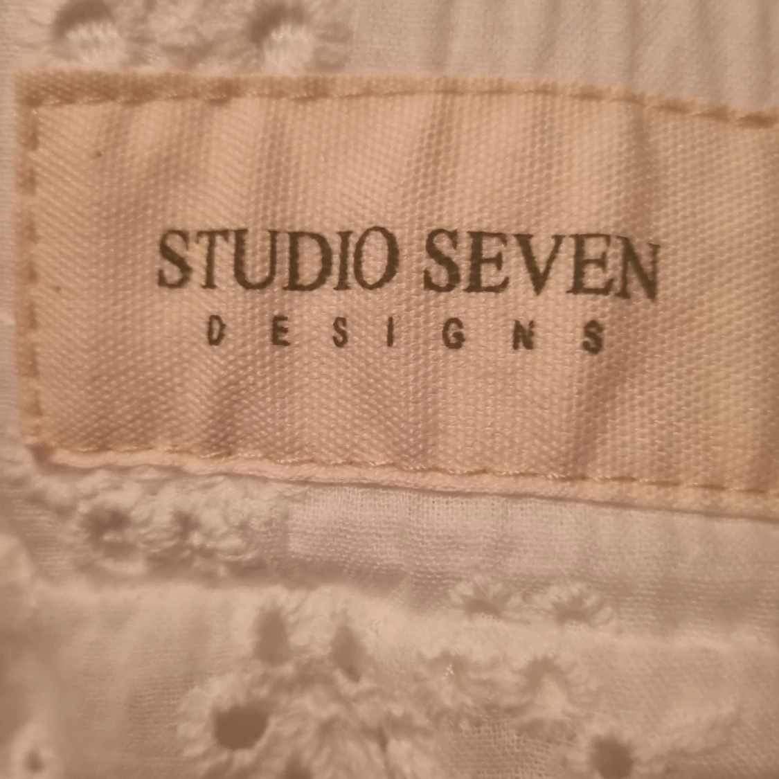 Vita byxor från Studio Seven - 2