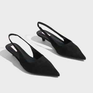 Klackskor  - Snygga klackskor från Nelly! Endast testade!