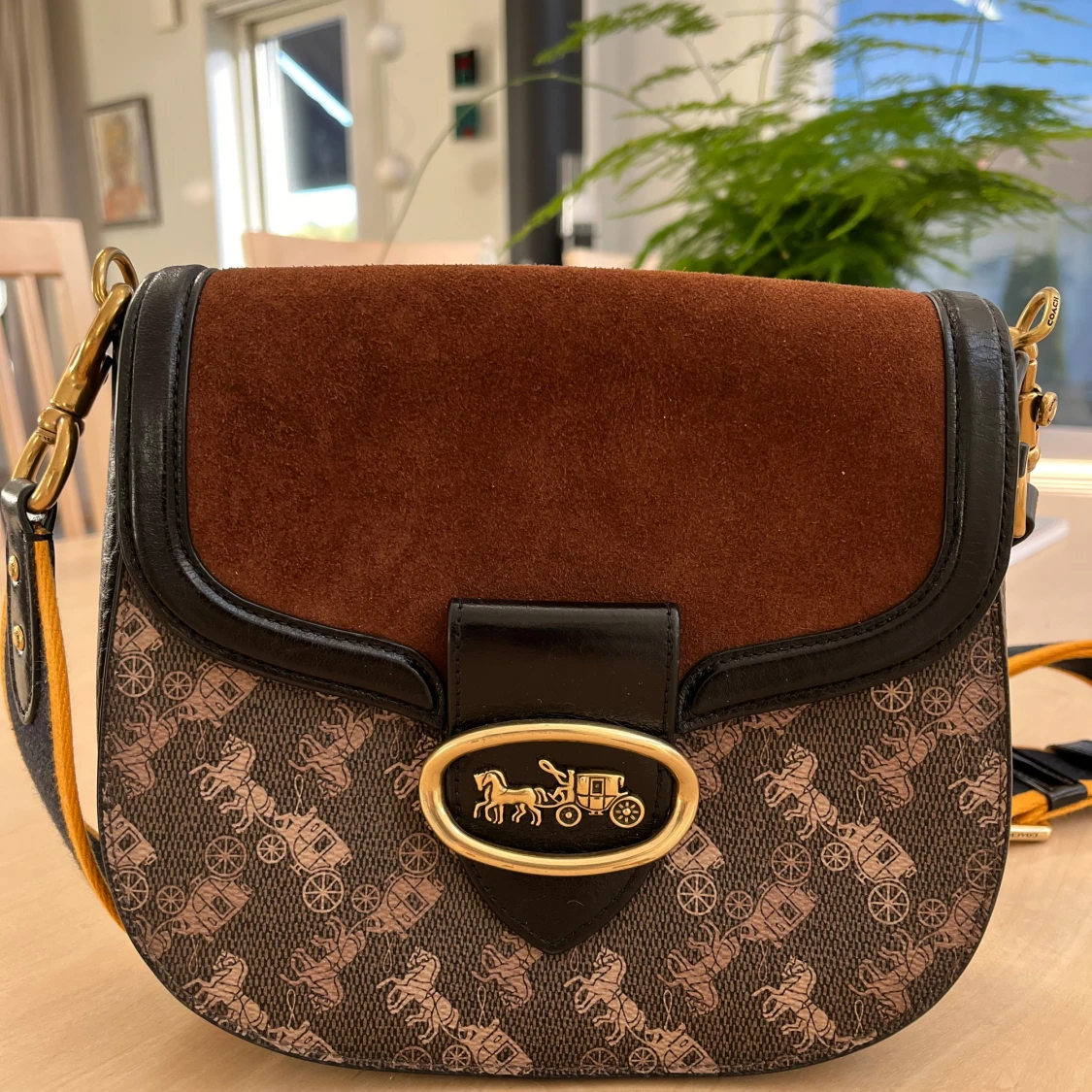 Axelremsväska ifrån Coach