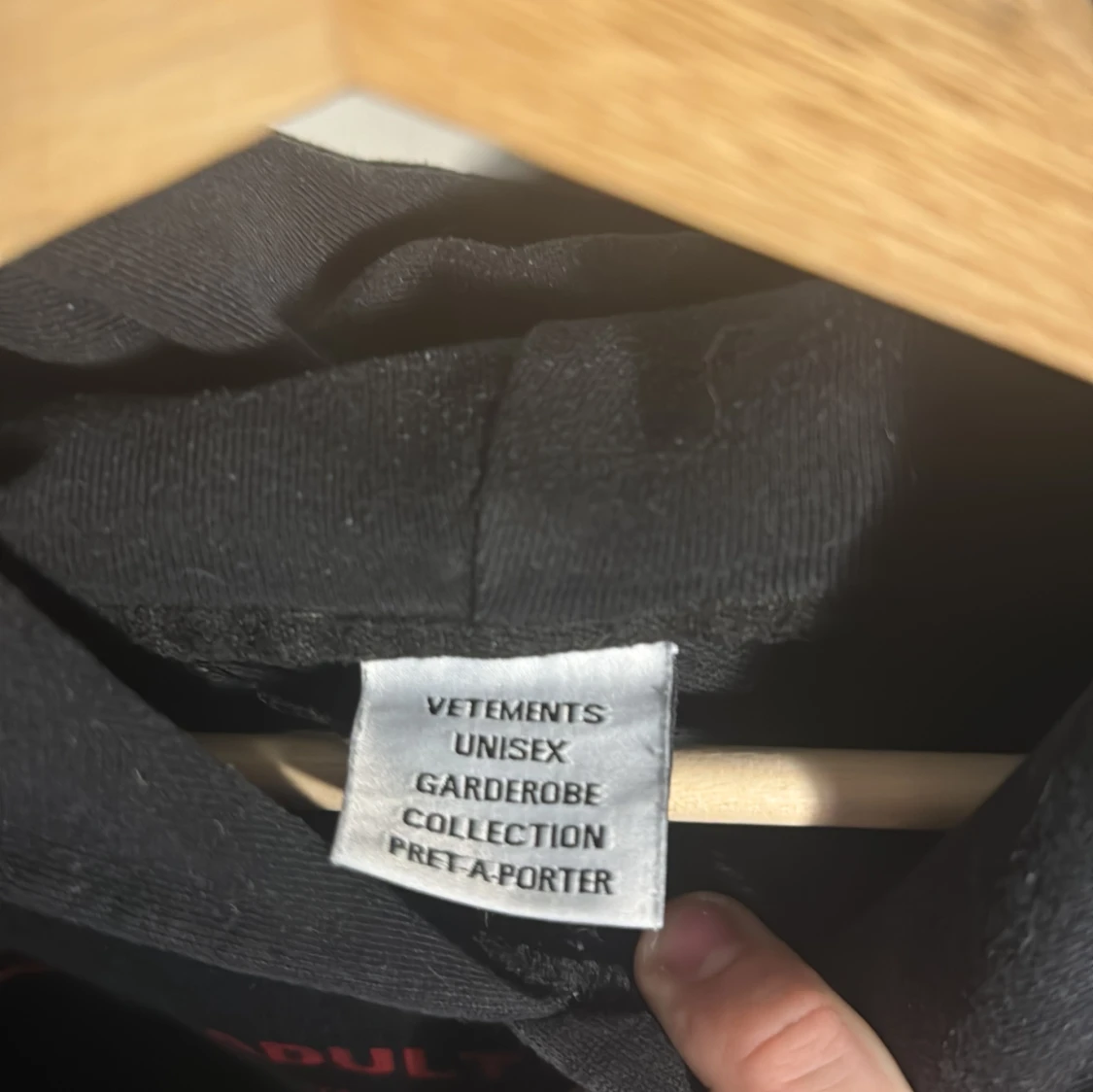 VETEMENTS HOODIE - 92