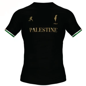 Palestine t-shirt  - 80 Olika länder                                                      Svart/Guld                                                                Vit/Guld                                                                     XXSMALL-XXLARGE                                        Unisex Skräddarsydd för en mer elegant känsla. Bekvämt och andningsbart tyg med snabb torkningsfunktion. 100 % polyester. Stretchfaktor 2/3.