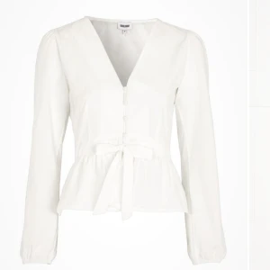 Vit blus - Superfin blus!! Använd en gång 🌟