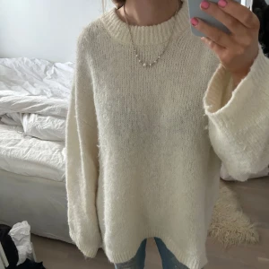 Vit tröja - Vit tröja från Gina ❤️