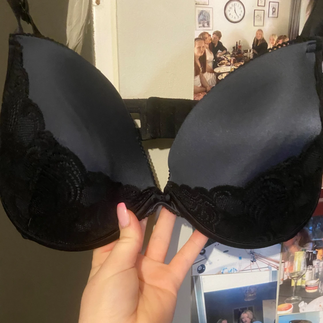 Svart spets-bh från Wonderbra - 2