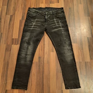 Dsquared2 jeans  - Säljer jeans från Dsquared2 i storlek 52
