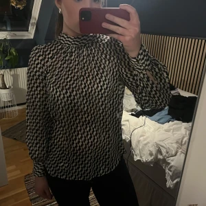 Blus hm  - Använd en gång 