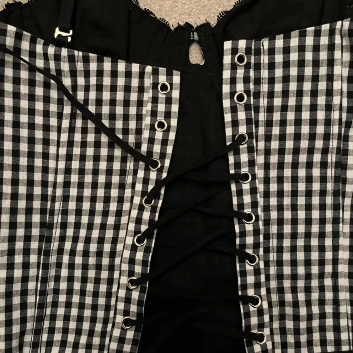 Svartvit rutig korsett! - 2