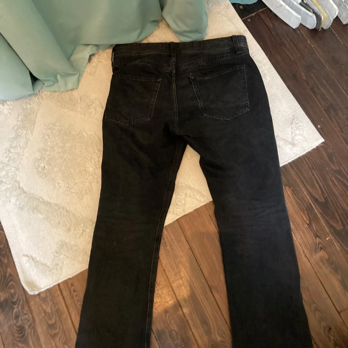 Svarta jeans från Jack & Jones - 1
