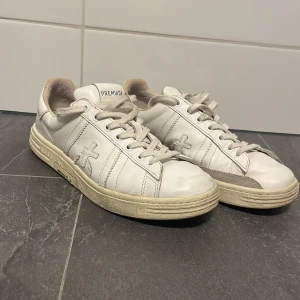 Premiata Skor - Ett par feta Premiata skor | Storlek 44 | 