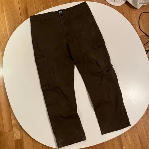 HalfEvil Cargos - Använda men i bra skick