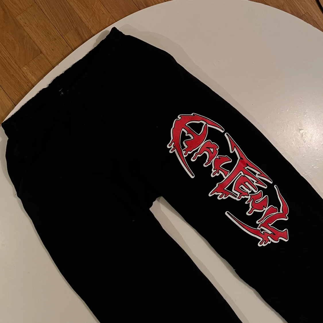 HalfEvil Sweatpants - 90