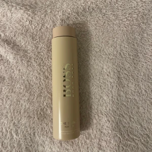 Hugo boss the scent lotion - Använd 2/3 gånger så nästan helt fylld🫶helt slutsåld och köptes för 380 kr