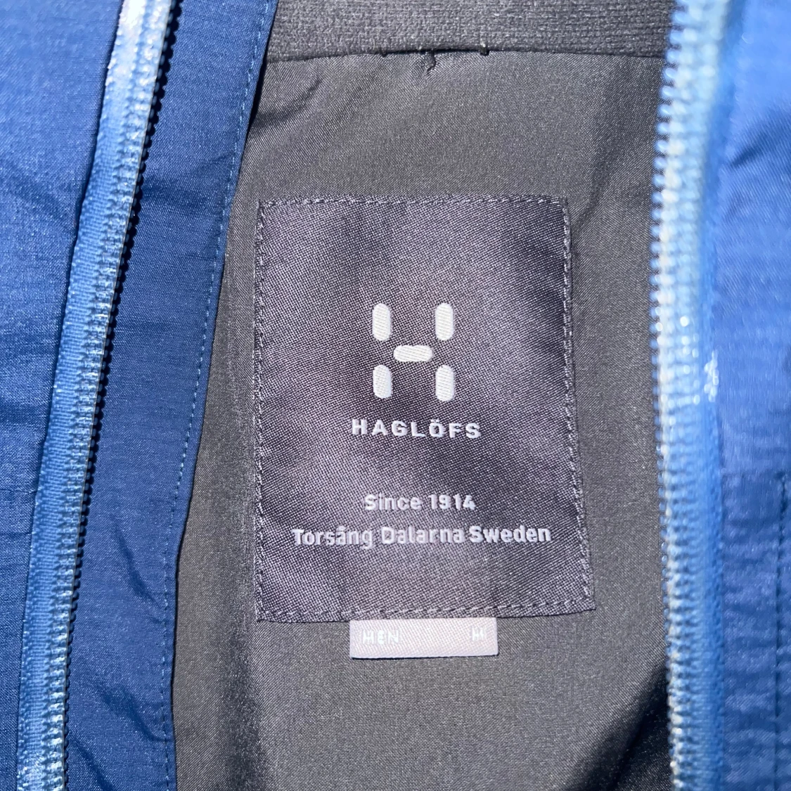 Blå vindjacka från Haglöfs - 90
