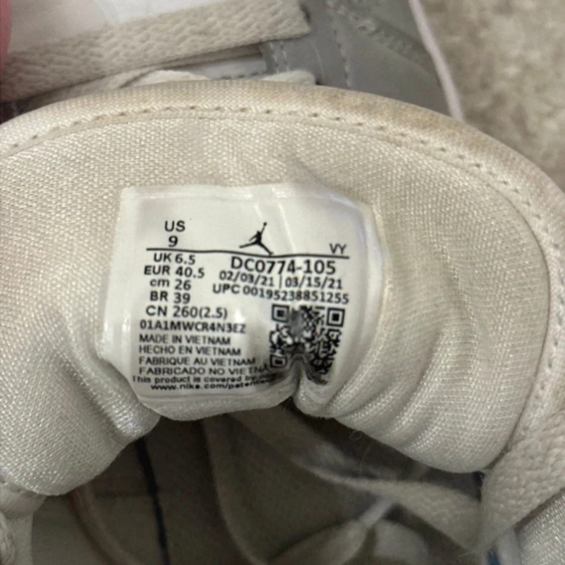 Nike Air Jordan i grått och vitt - 91