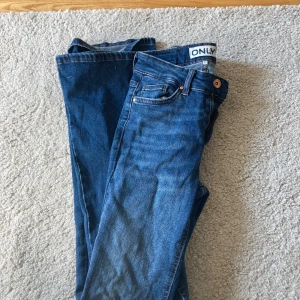 Bootcut jeans  - Utsvängda jeans ifrån only💕